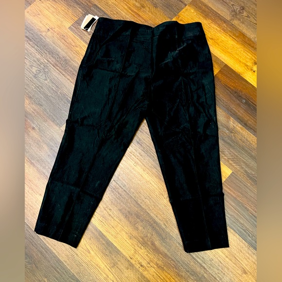 Black plus size pants - Picture 2 of 2